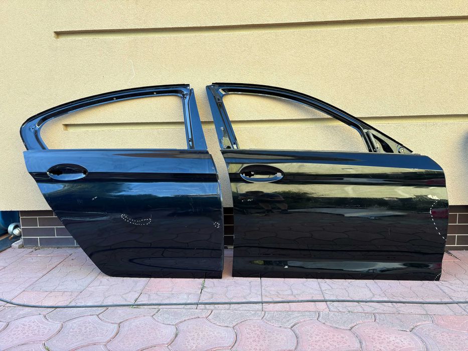 Двері передні та задні праві BMW 5 G30