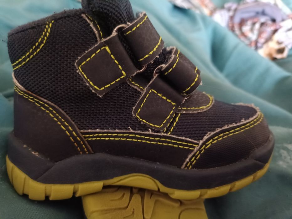 Ботинки размер 21