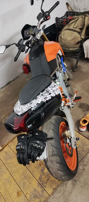 Aprilia 750 кубов