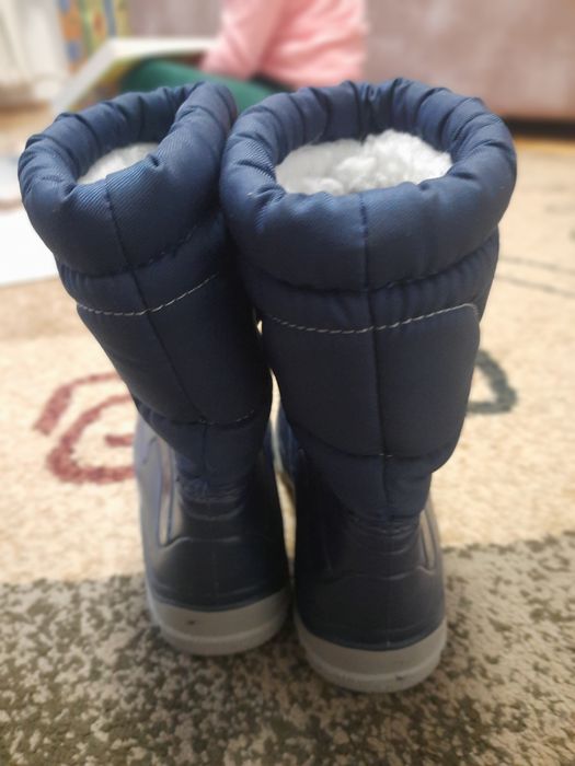 Kalosze ocieplane rozm 30, dl wkładki 18cm.