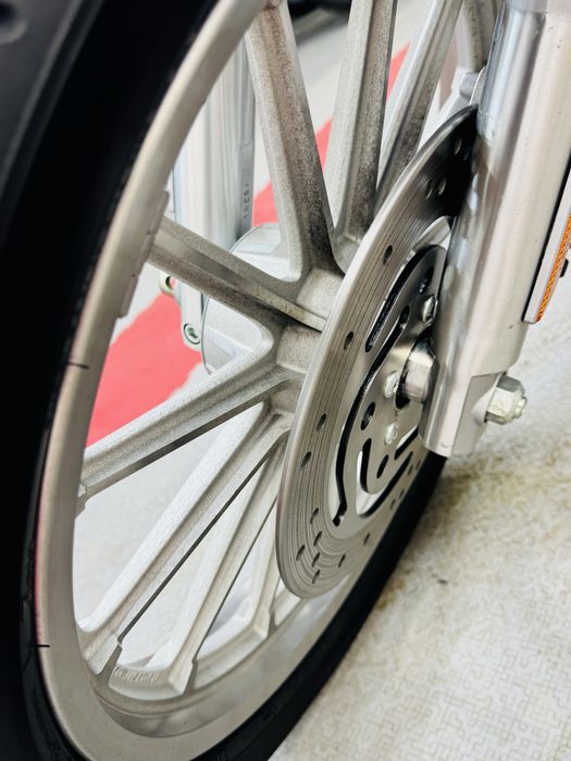мотоцикл HARLEY-DAVIDSON XL883 в оригіналі доставляємо по Україні