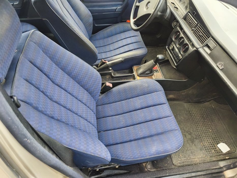 Vendo Mercedes 190d de 1984
