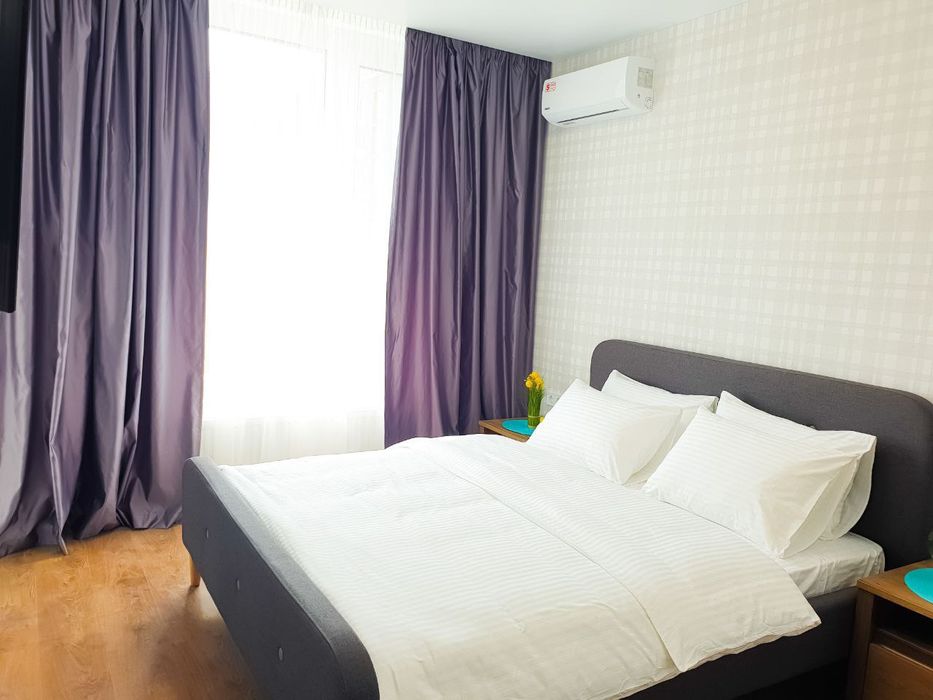 ДОМ НА ГЕНЕРАТОРЕ. ЖК Севен, Днепропетровская набережная 18А, Осокорки