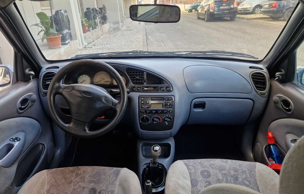 Vendo/Troco Ford Fiesta 98