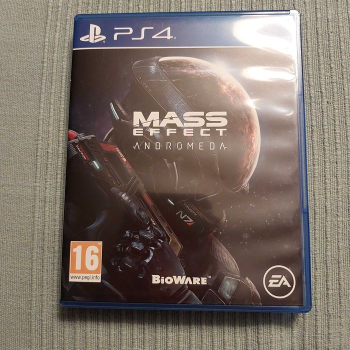 Mass Effect  ANDROMEDA gra na PS 4 (jak nowa)