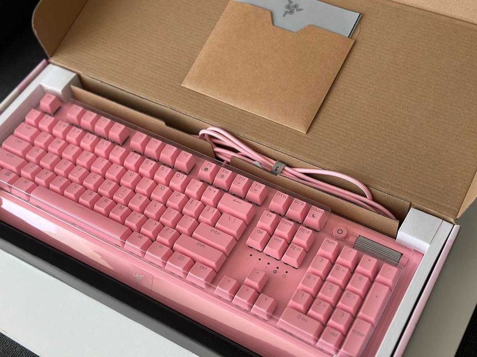 Razer Blackwidow V3 Quartz Edition - Como Novo (C/ Caixa e Extras)