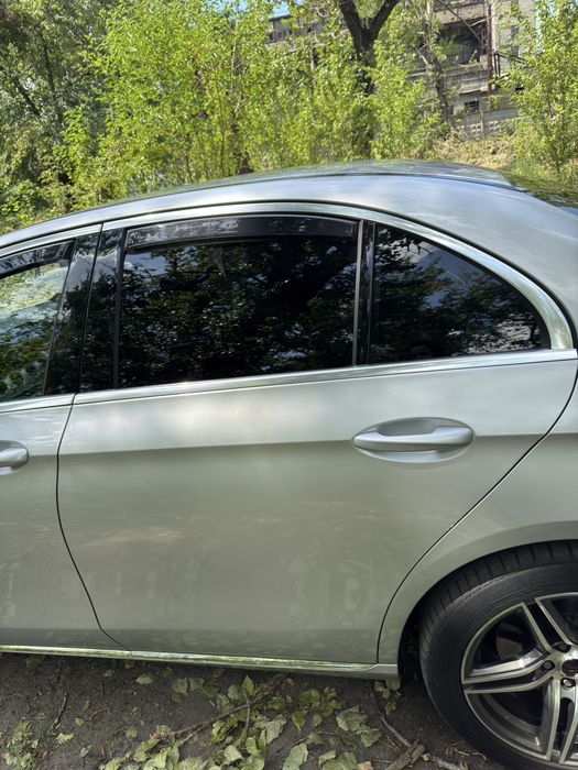 Дверка двері W213 E class/дверь перед зад E213