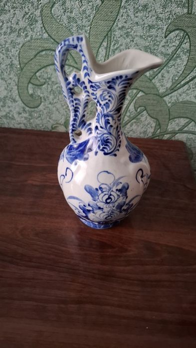 Продам Китайський кувшин(фарфор)