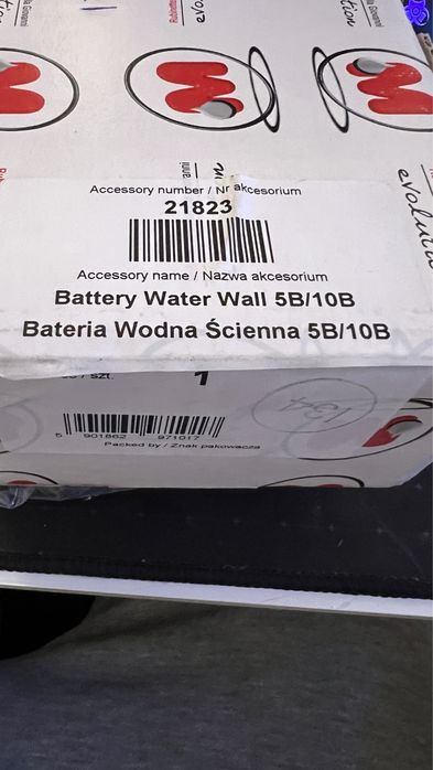 Bateria wodna scienna