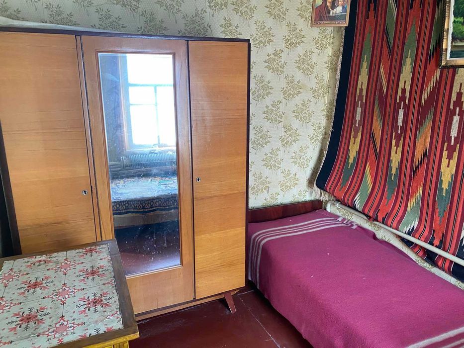 Продам будинок в тихому районі міста