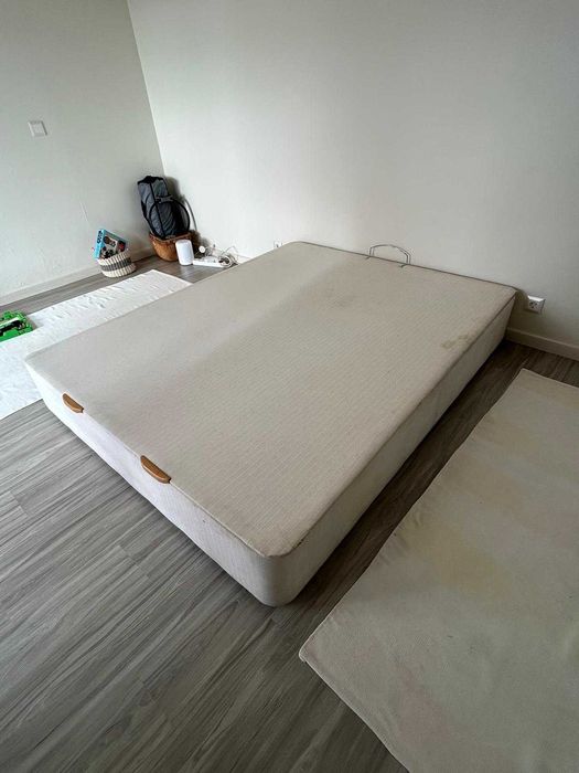 Cama de casal - sommier