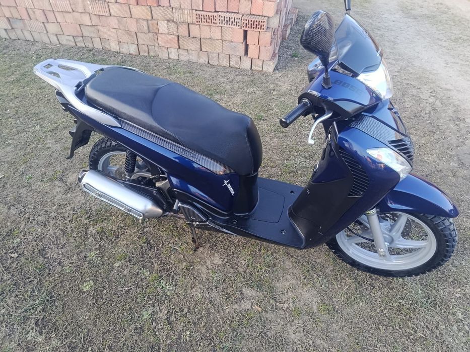 Продам хонда sh 150i рік 2010на полні ход все працуео