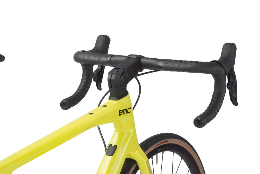 Nowy BMC Roadmachine X TWO Rival AXS XPLR