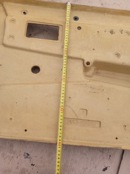 Продам обшивки на дверки  ваз 2108