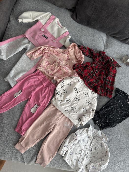 Набір одягу на дівчинку 86 розмір