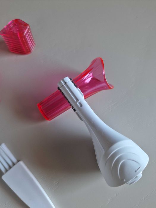 Veet Sensitive Precision – Aparador Elétrico