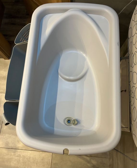 Wanienka z przewijakiem Chicco Cuddle&Bubble