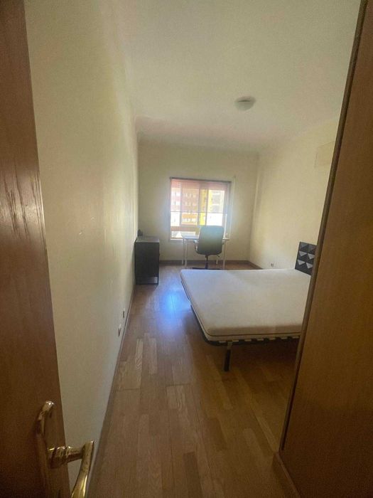 Quarto individual no Parque das Nações, Lisboa Despesas incluídas recibos | Single Room in Parque das Nações, Lisbon Bills Included Receipts Provided
