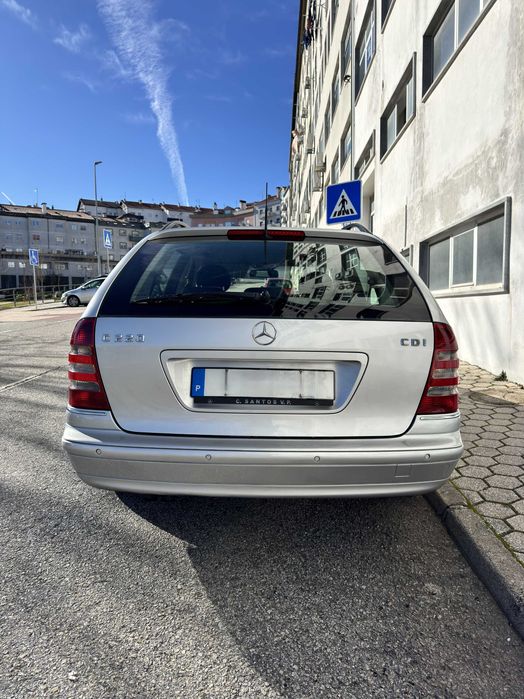 Mercedes C220 (S203)