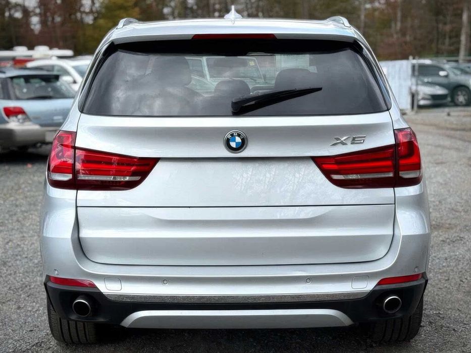 BMW X5      2013