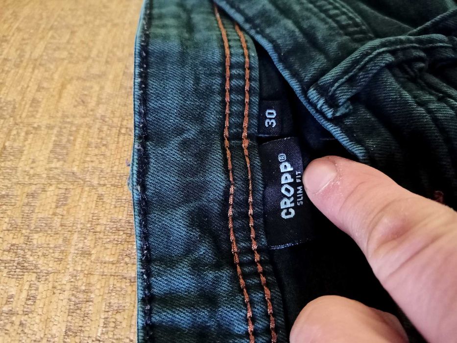 Spodnie Cropp Slim Fit-30.