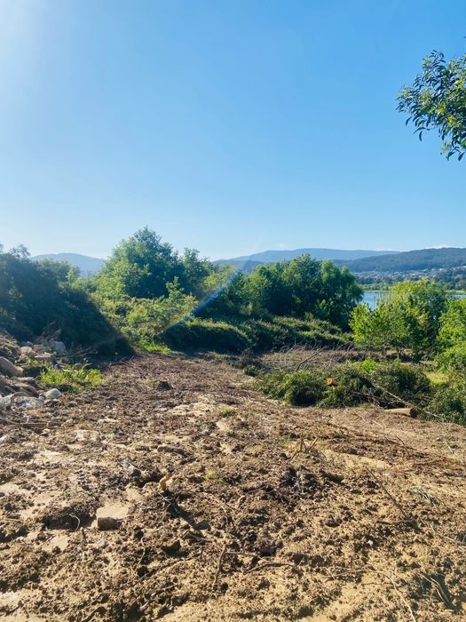 Terreno com vista rio