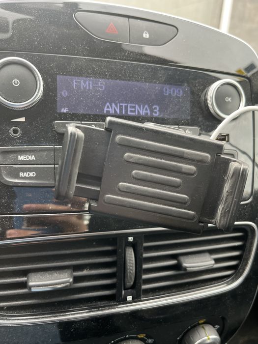 Suporte telemovel renault clio com usb