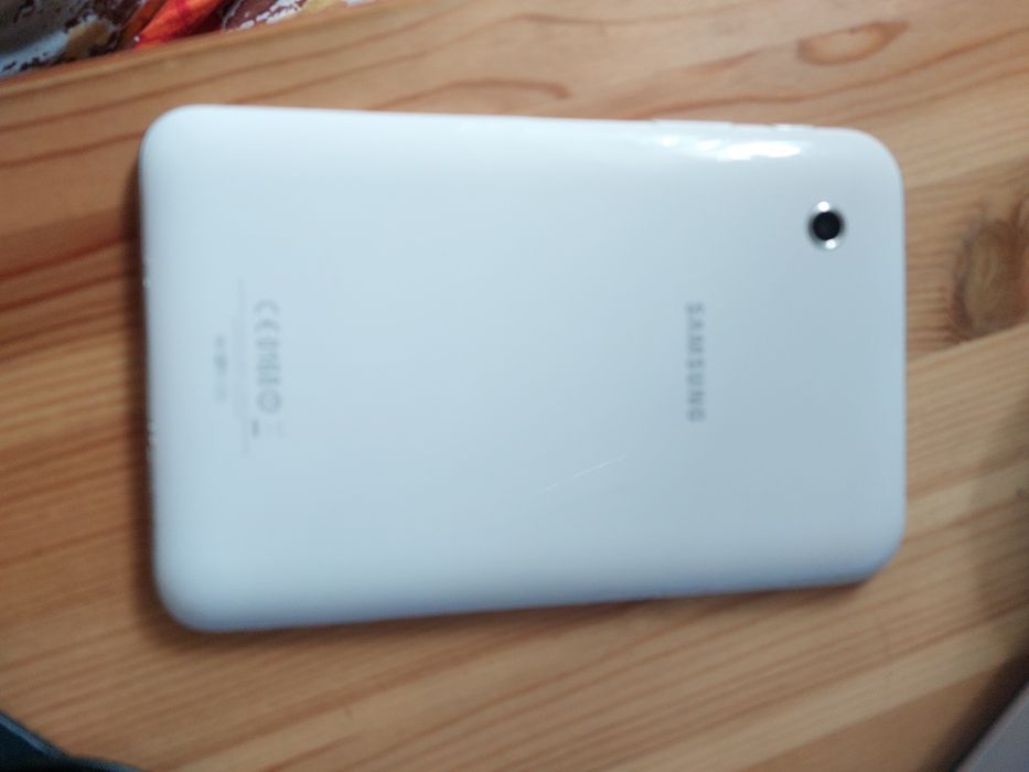 Samsung планшет по цене аккумалятора  под ремонт на запчасти