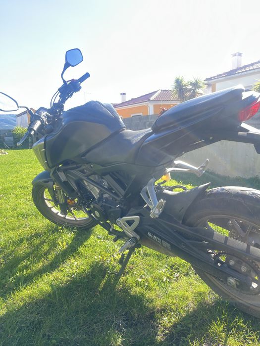 Honda CB125 R 2022