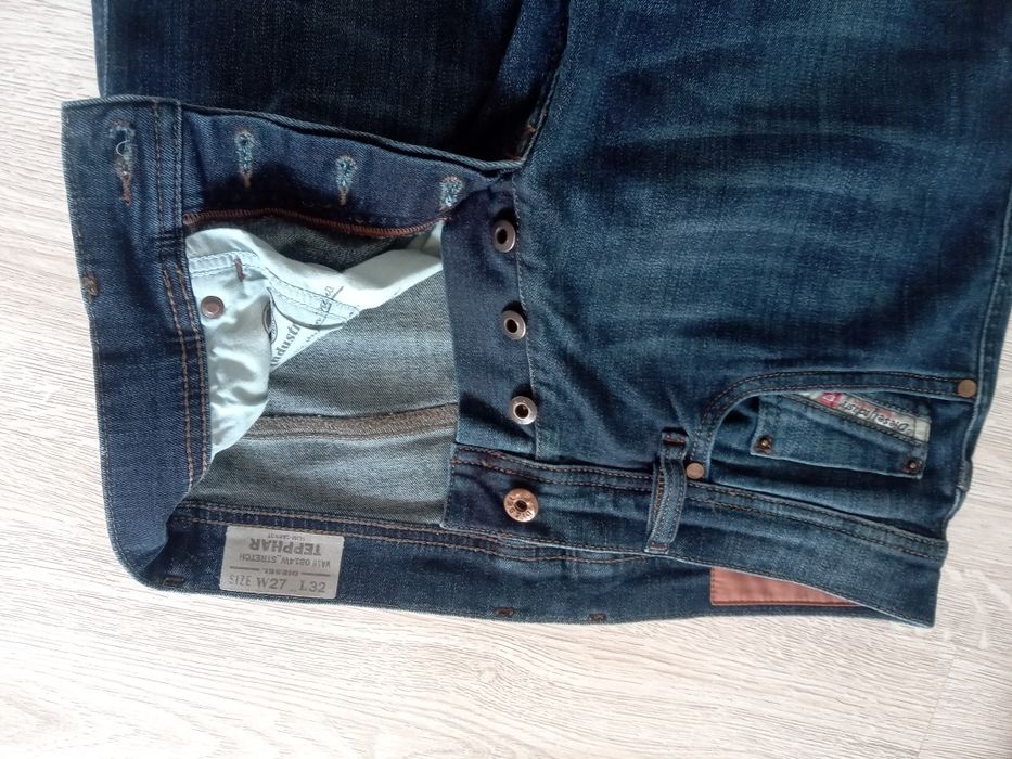 Jeansy Diesel Tepphar W27 L32