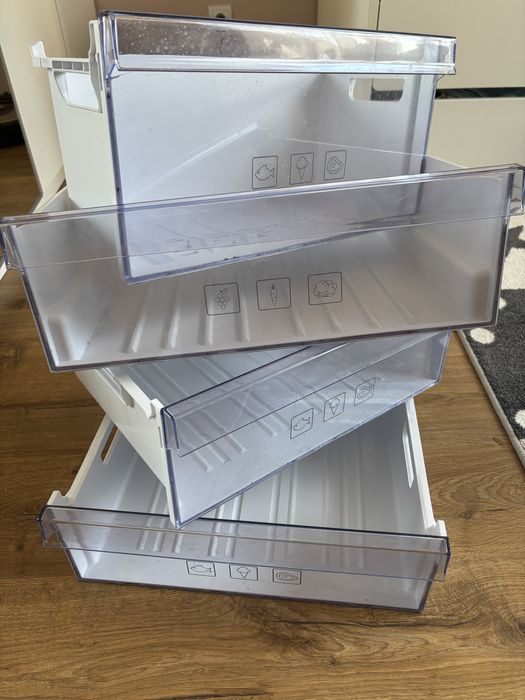 Szuflady do chłodziarko-zamrażarki Beko BCSA 285K3SN