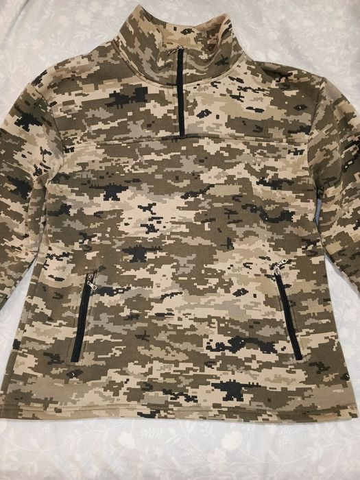 Комуфляжная теплая кофта,внутри флис