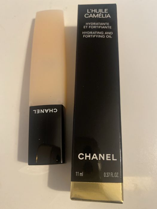 Chanel L’Huile Camelia