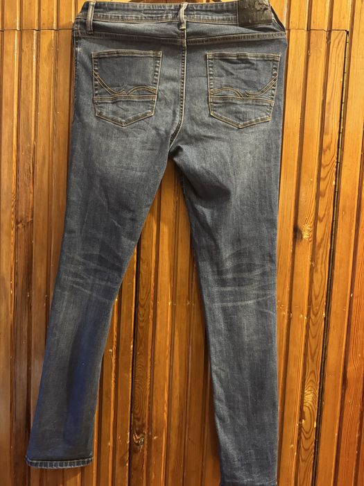 Jeansy męskie 30/32 slim fit granatowe Carry z przetarciami zwężane