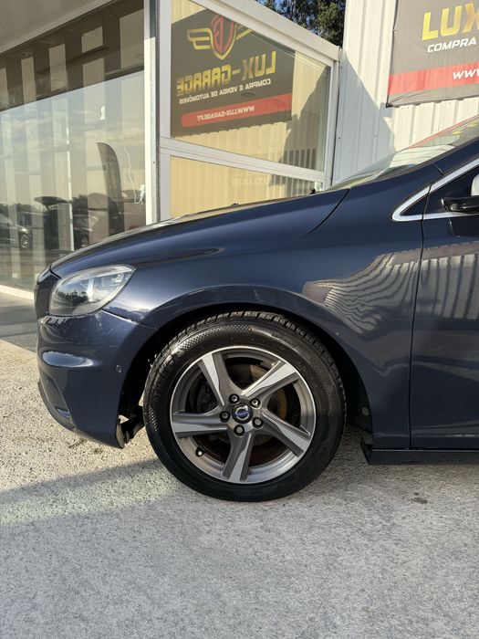 Volvo V40 R-Design