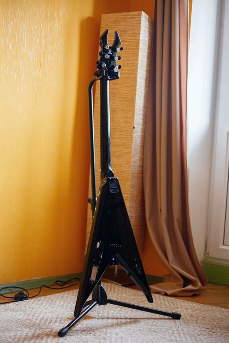 B.C. Rich JR V Edge EMG 81/85: 23 000 грн. - Електрогітари Київ на Olx