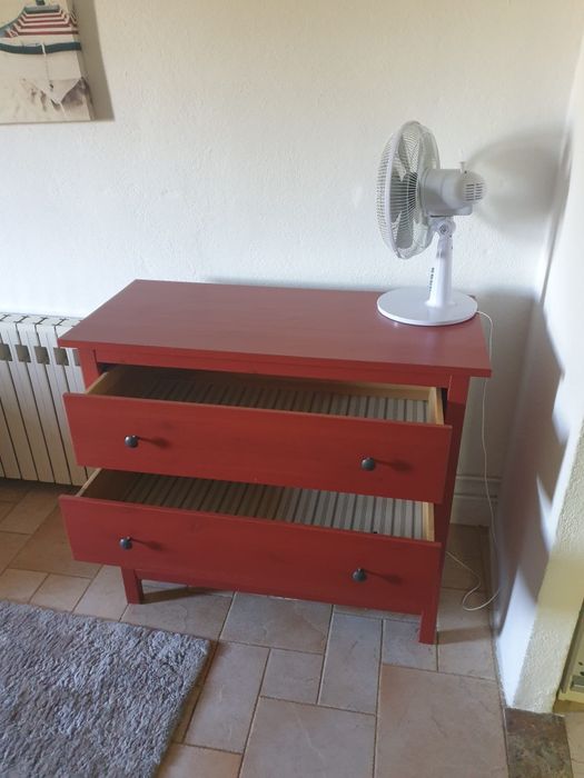 3 Cómodas de Madeira – Estilos Diferentes – Bom Estado