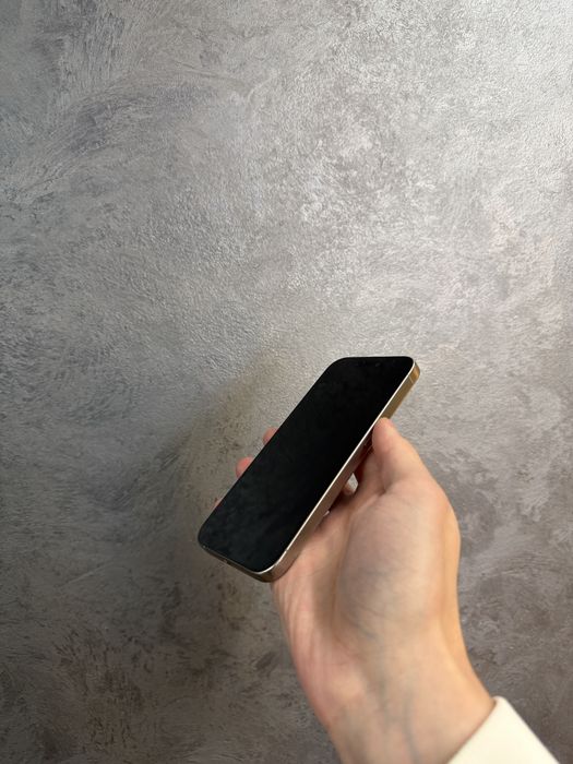 Б/у IPhone 15 Pro 256 Natural Titanium все рідне