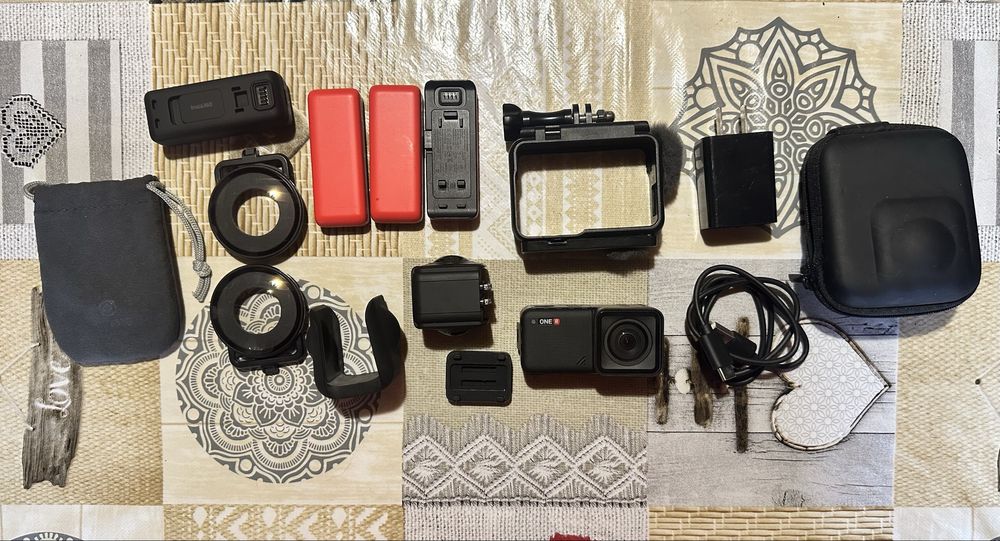 Action-камера Insta360 ONE R