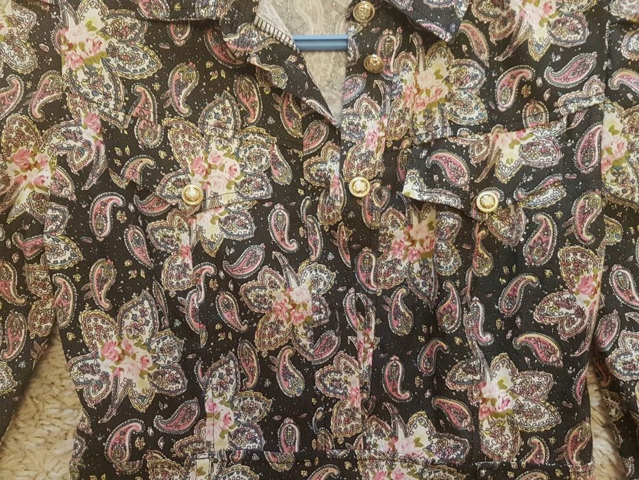 Новое джинсовое платье с орнаментом "огурчик"!