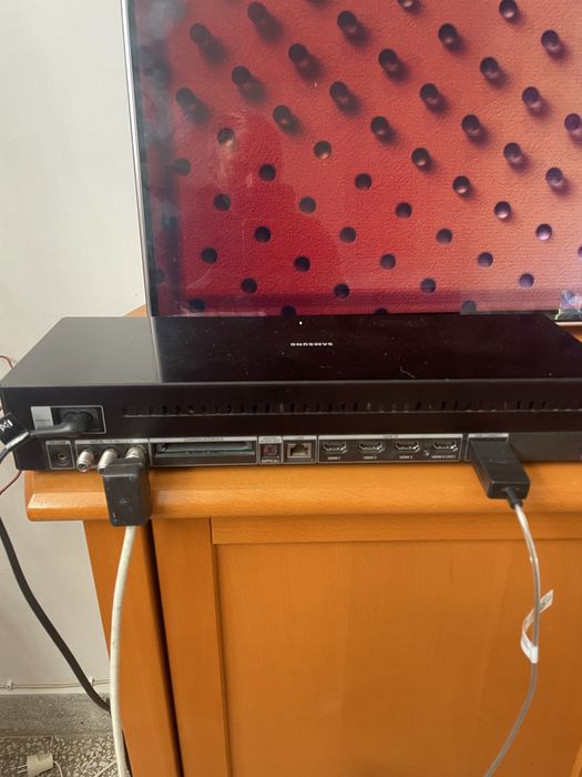 Telewizor Samsung uszkodzony