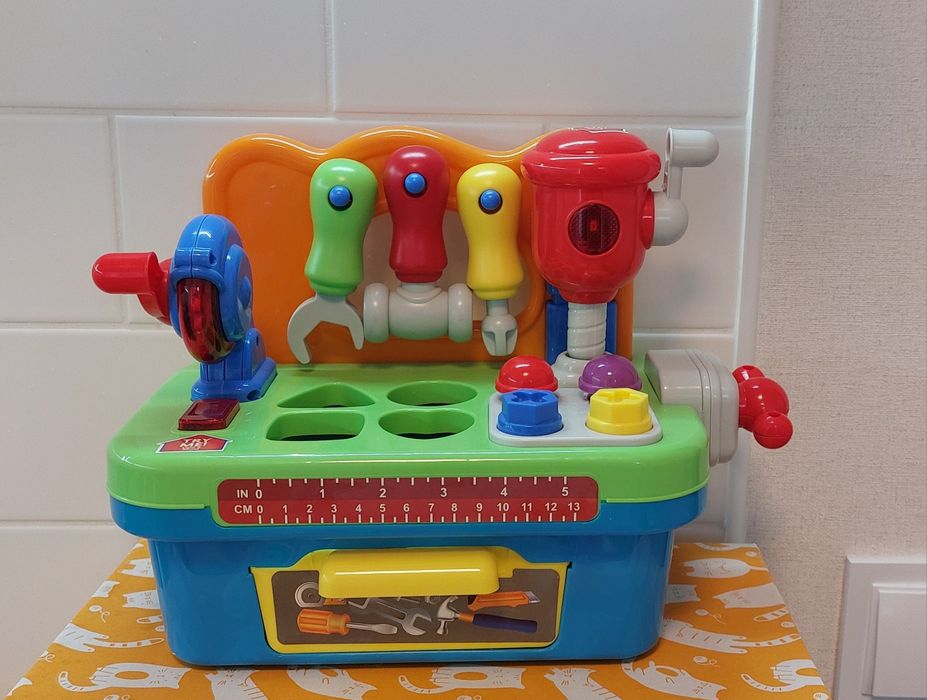 Набір інструментів, сортувальник,світло,звук