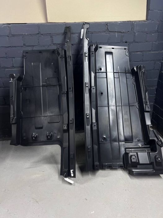 Audi Q5 8R защита днища ауди ку5 защита дна длинная захист порогів ку5