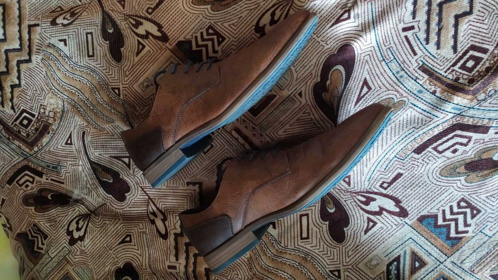 Туфлі чоловічі продам