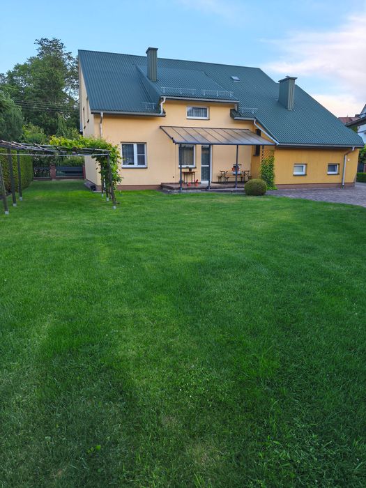 Dom wolnostojący w Biłgoraju, 215m2 z garażem