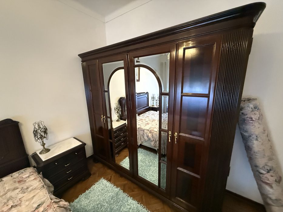 Mobília de quarto completa com cama de casal articulada
