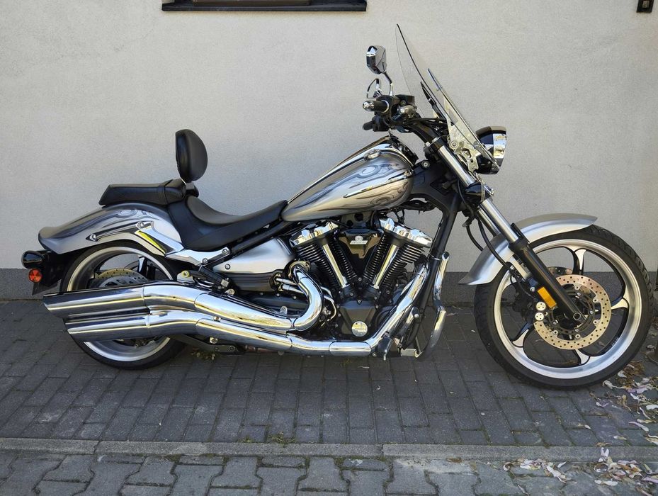 Yamaha xv 1900 raider