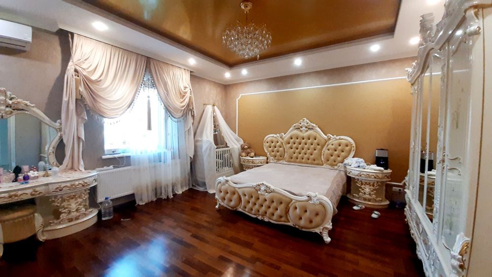 Продажа шикароного дома в с. Гора