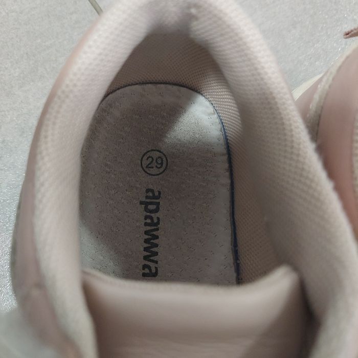 Buty dla dziewczynki 29