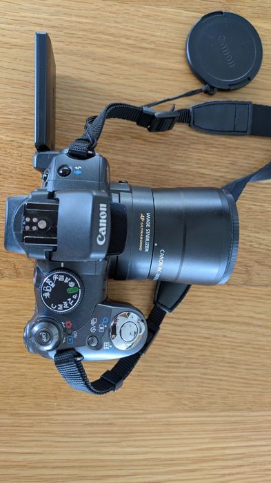 Canon PowerShot S5 is